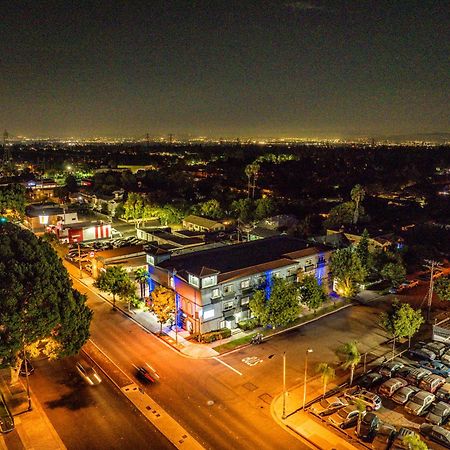 Rodeway Inn & Suites Pasadena Buitenkant foto