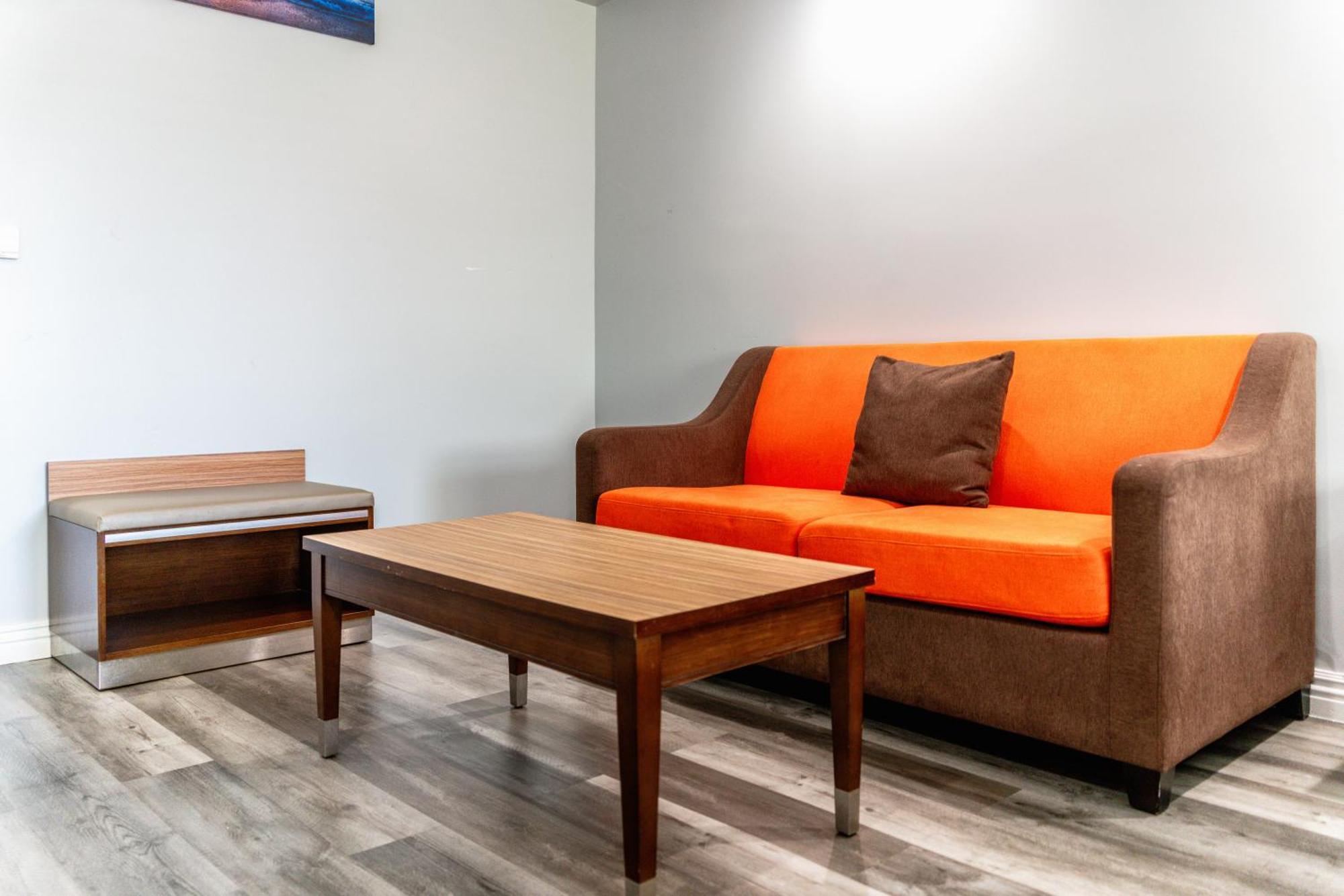 Rodeway Inn & Suites Pasadena Buitenkant foto