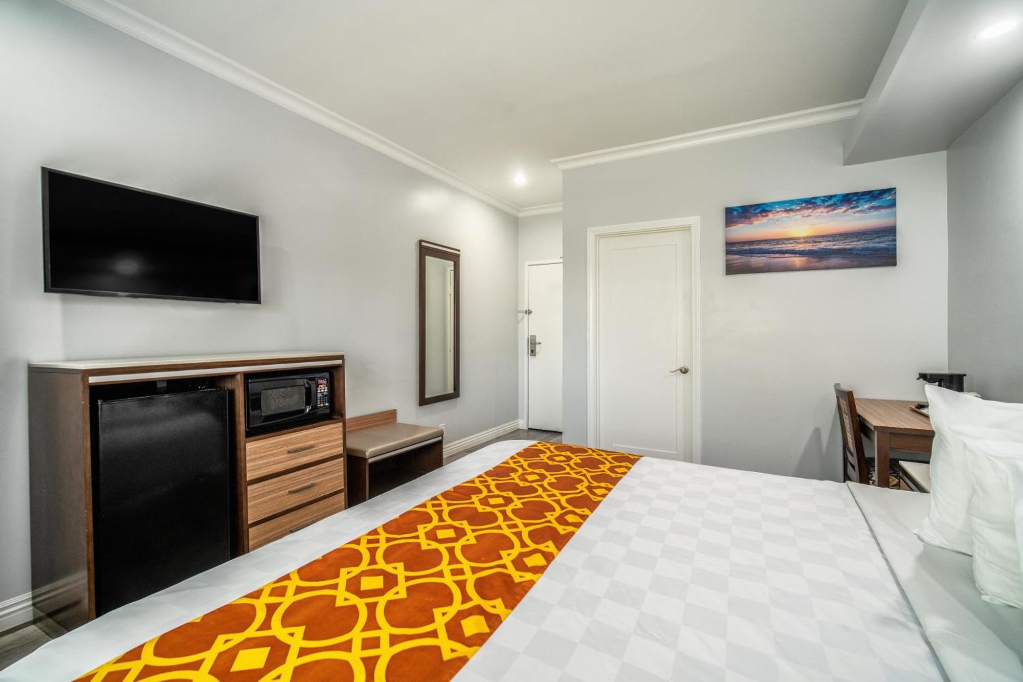 Rodeway Inn & Suites Pasadena Buitenkant foto